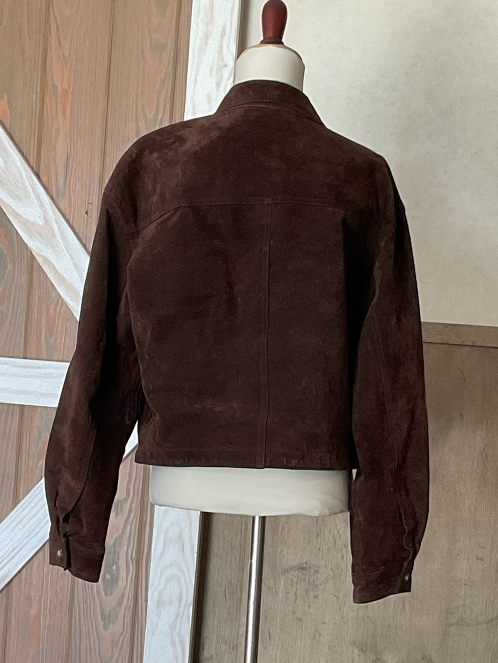 Liz Claiborne Dark Brown Suede Button Jacket. Button Front. Size 10. EUC - Picture 3 of 5
